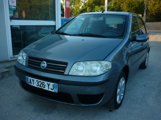 voiture fiat punto 1 2 8v cult ii entrtetien ok occasion voiture fiat punto 1 2 8v cult ii entrtetien ok occasion