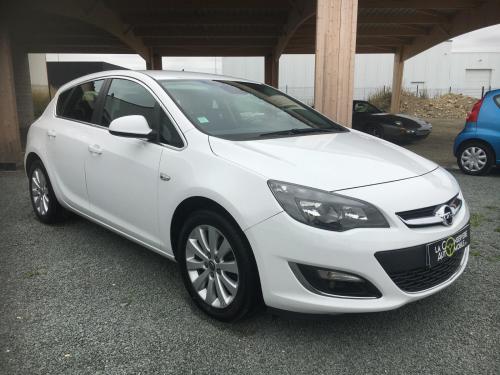 Opel Astra 1.6 CDTI 110 CH FAP START/STOP ECOFLEX Cosmo