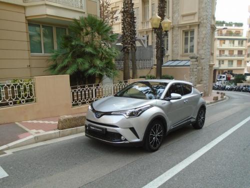 Toyota CHR HYBRIDE 122H DISTINCTIVE