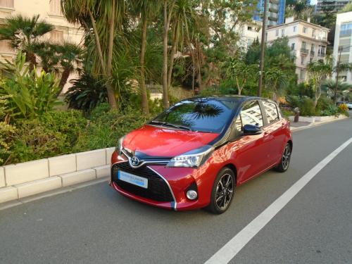 Toyota Yaris HYBRIDE 100H COLLECTION