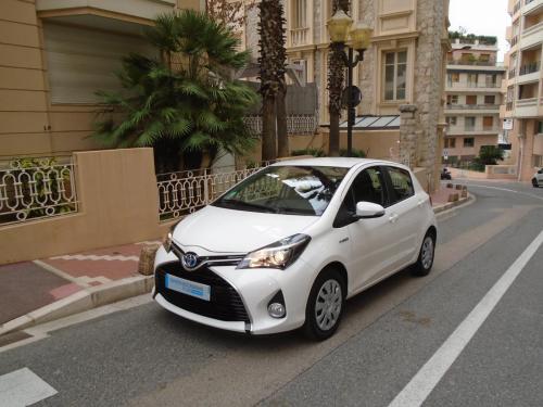 Toyota Yaris HYBRIDE 100H DYNAMIC